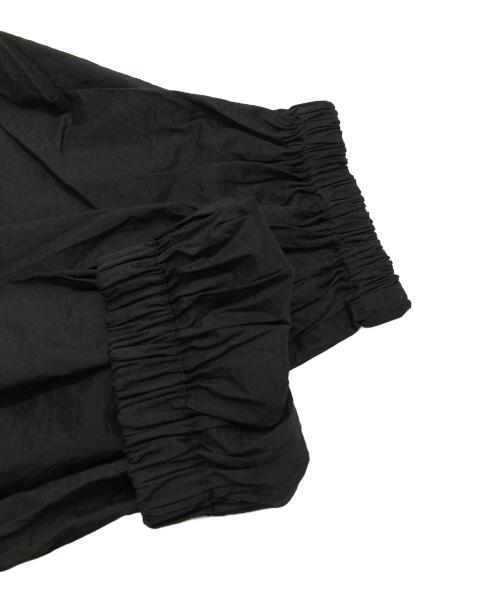 e BIOTOP（ビオトープ）e BIOTOP (ビオトープ) ジップアップワンピース ブラック サイズ:Fの古着・服飾アイテム