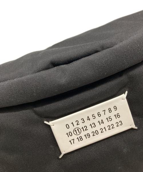 Maison Margiela（メゾンマルジェラ）Maison Margiela (メゾンマルジェラ) グラムスラム ベルトバッグ ブラックの古着・服飾アイテム