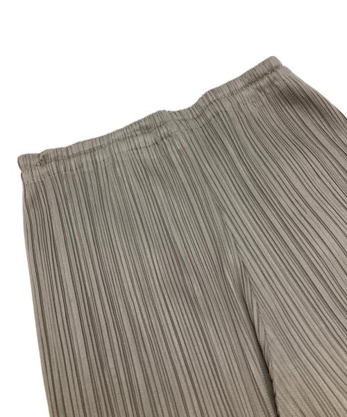 PLEATS PLEASE（プリーツプリーズ）PLEATS PLEASE (プリーツプリーズ) プリーツパンツ グレー サイズ:2の古着・服飾アイテム