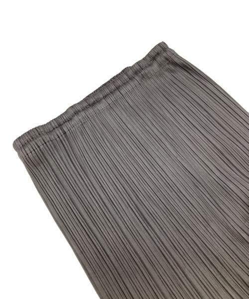 PLEATS PLEASE（プリーツプリーズ）PLEATS PLEASE (プリーツプリーズ) プリーツスカート グレー サイズ:2の古着・服飾アイテム