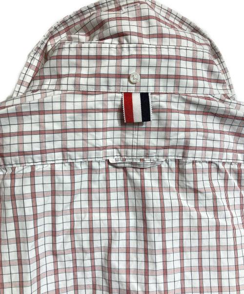 Thom Browne（トムブラウン）Thom Browne (トムブラウン) チェックシャツ レッド×ホワイト サイズ:3の古着・服飾アイテム