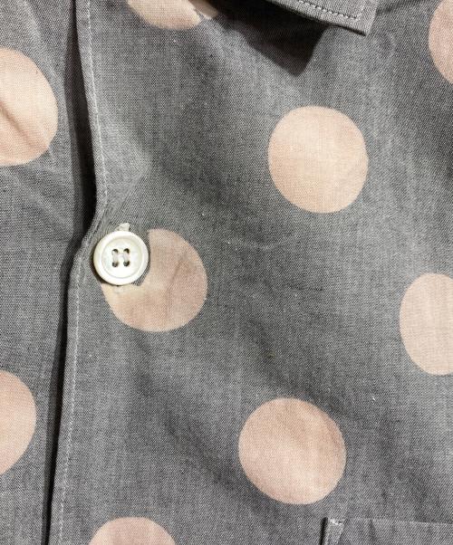 COMME des GARCONS HOMME（コムデギャルソン オム）COMME des GARCONS HOMME (コムデギャルソン オム) ドットオープンカラーシャツ/Polka Dot Open Collar Shirt グレー×ピンク サイズ:不明の古着・服飾アイテム