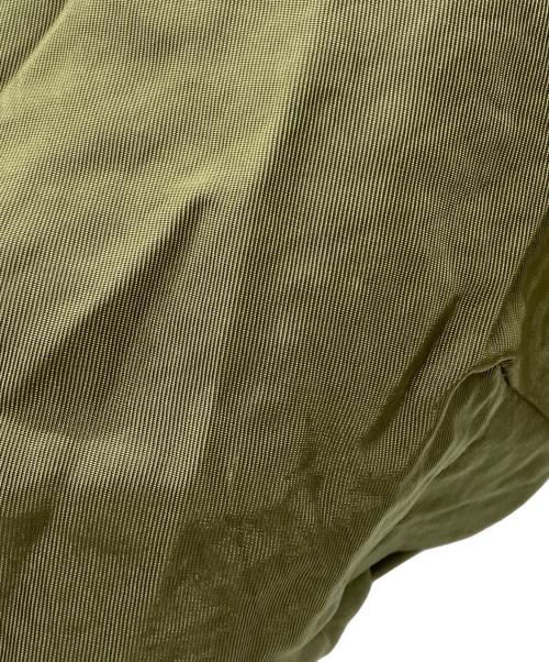 OUAT（オーユーエーティー）OUAT (オーユーエーティー) Office bag steeal/オフィスバッグ スチール グリーンの古着・服飾アイテム