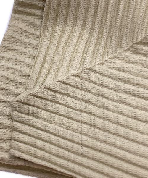 HOMME PLISSE ISSEY MIYAKE（オム プリッセ イッセイ ミヤケ）HOMME PLISSE ISSEY MIYAKE (オム プリッセ イッセイ ミヤケ) プリーツフレアパンツ グリーン サイズ:2の古着・服飾アイテム