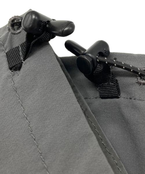 and wander（アンドワンダー）and wander (アンドワンダー) trek pullover グレー サイズ:4の古着・服飾アイテム