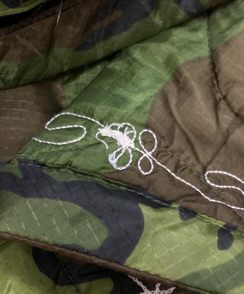 TENDERLOIN（テンダーロイン）TENDERLOIN (テンダーロイン) カモフラ柄キルティングポンチョ グリーン サイズ:LARGEの古着・服飾アイテム