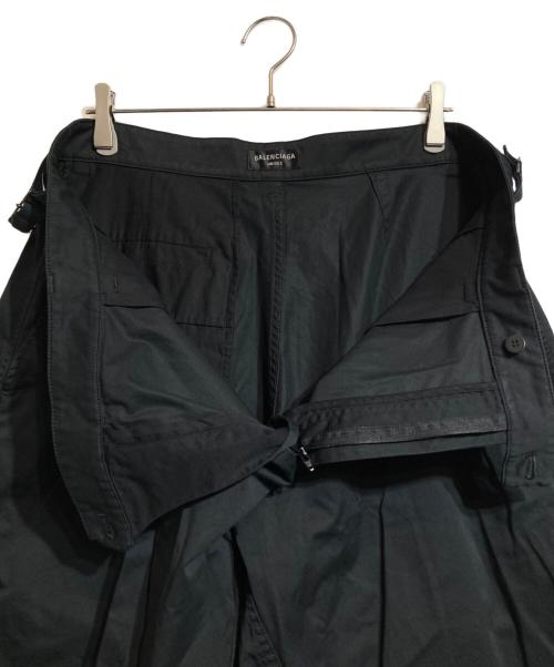 BALENCIAGA（バレンシアガ）BALENCIAGA (バレンシアガ) MINIMAL SHORT CARGO PANTS ブラック サイズ:Ｌの古着・服飾アイテム