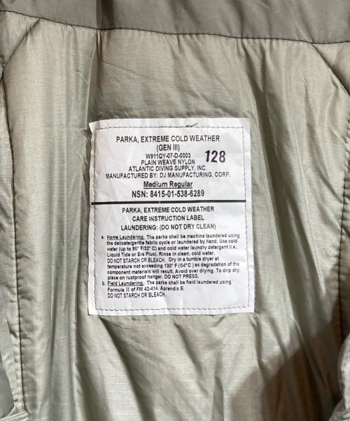 ECWCS（エクワックス）ECWCS (エクワックス) GENIII LEVEL7 JACKET グレー サイズ:MEDIUM-REGULARの古着・服飾アイテム