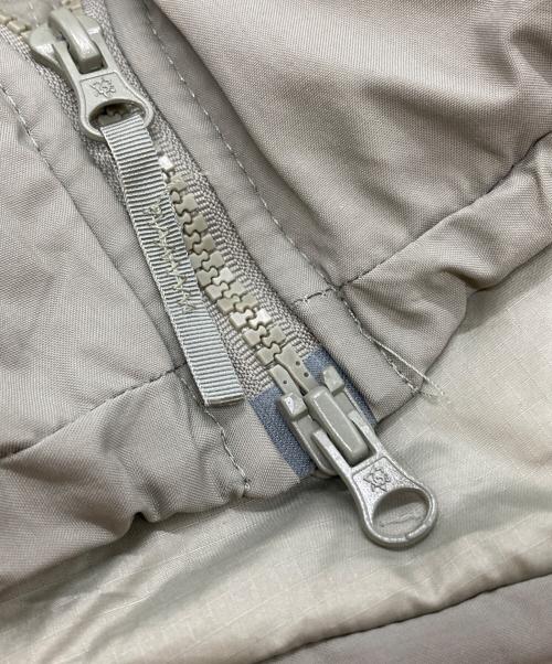 ECWCS（エクワックス）ECWCS (エクワックス) GENIII LEVEL7 JACKET グレー サイズ:MEDIUM-REGULARの古着・服飾アイテム