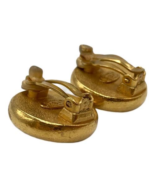 CHANEL（シャネル）CHANEL (シャネル) イミテーションパールイヤリング ゴールドの古着・服飾アイテム