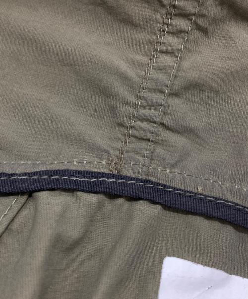 and wander（アンドワンダー）and wander (アンドワンダー) NYLON TAFFETA HOODED JACKET カーキ サイズ:3の古着・服飾アイテム