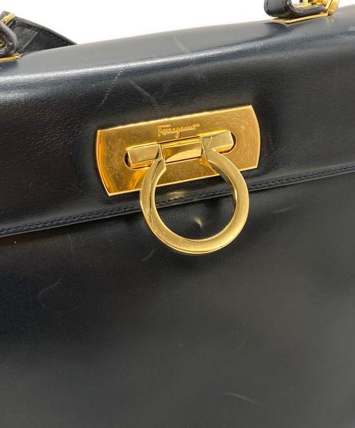 Salvatore Ferragamo（サルヴァトーレ フェラガモ）Salvatore Ferragamo (サルヴァトーレ フェラガモ) ガンチーニ2wayバッグ ネイビーの古着・服飾アイテム