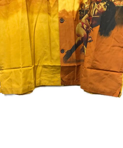 Vampirella by Hysteric Glamour（ヴァンピレラ バイ ヒステリックグラマー）VAMPIRELLA by Hysteric Glamour (ヴァンピレラ バイ ヒステリックグラマー) VAMPIRELLA/CITY OF GHOSTS オープンカラーシャツ イエロー サイズ:	SIZE Lの古着・服飾アイテム