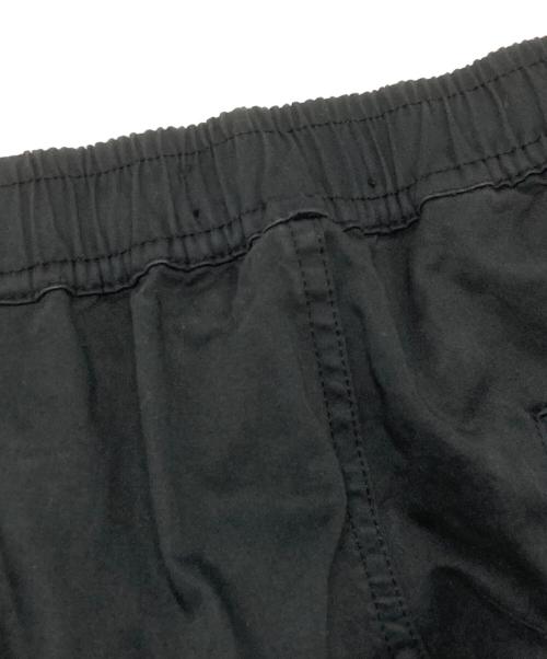 STONE ISLAND（ストーンアイランド）STONE ISLAND (ストーンアイランド) ガーメントダイ ストレッチ テーパード カーゴパンツ ブラック サイズ:28の古着・服飾アイテム