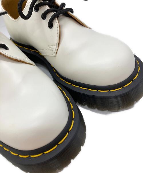 Dr.Martens（ドクターマーチン）Dr.Martens (ドクターマーチン) 3ホールシューズ ホワイト サイズ:24㎝の古着・服飾アイテム