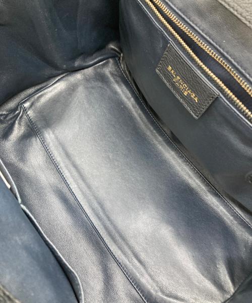 BALENCIAGA（バレンシアガ）BALENCIAGA (バレンシアガ) チューブラウンド レザーハンドバッグ ブラックの古着・服飾アイテム