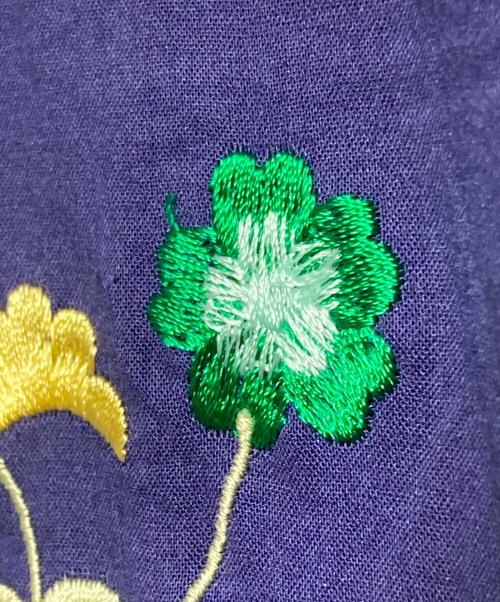 ne quittez pas（ヌキテパ）ne quittez pas (ヌキテパ) Cotton Herbarium Embroidery Gown/綿製ハーバリウム刺繍ガウン ネイビー サイズ:Freeの古着・服飾アイテム