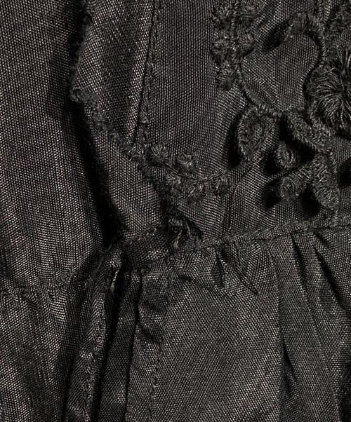 crinkle crinkle crinkle（クリンクル クリンクル クリンクル）crinkle crinkle crinkle (クリンクル クリンクル クリンクル) frill rayon shantung vest/フリルレーヨンシャンタンベスト ブラック サイズ:Fの古着・服飾アイテム