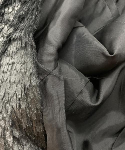 COMME des GARCONS（コムデギャルソン）COMME des GARCONS (コムデギャルソン) サイドカットフェイクファーテーラードジャケット ブラック サイズ:Sの古着・服飾アイテム