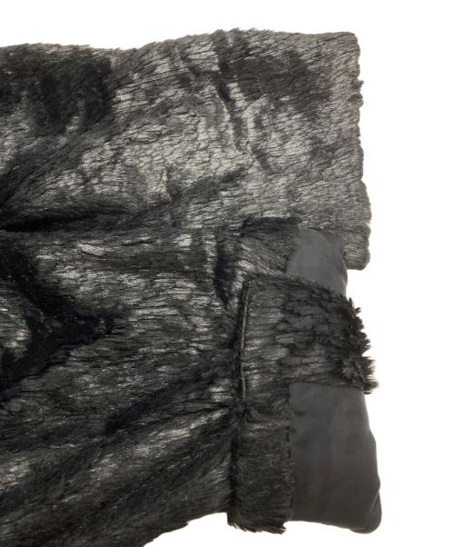 COMME des GARCONS（コムデギャルソン）COMME des GARCONS (コムデギャルソン) サイドカットフェイクファーテーラードジャケット ブラック サイズ:Sの古着・服飾アイテム