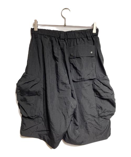 YOKE（ヨーク）YOKE (ヨーク) NYLON MULTI POCKETS UTILITY SHORTS/ナイロン マルチポケット ユーティリティショーツ ブラック サイズ:3の古着・服飾アイテム