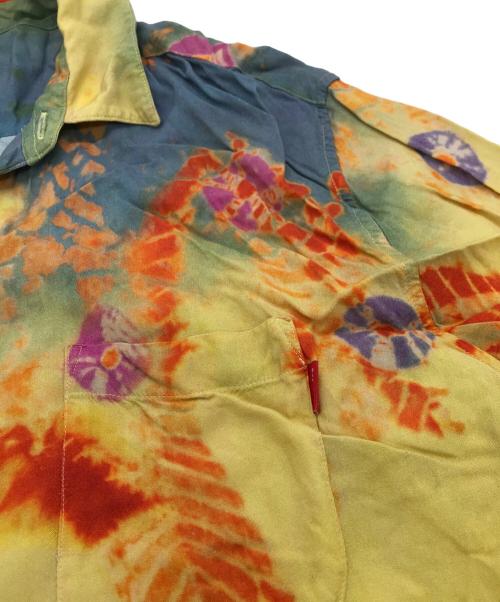 SUPREME（シュプリーム）Supreme (シュプリーム) Batik Print Rayon Shirt レッド×イエロー サイズ:Ｌの古着・服飾アイテム
