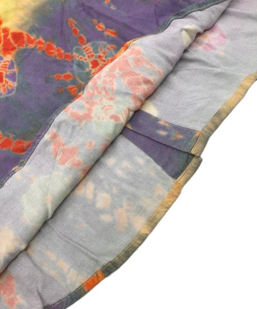 SUPREME（シュプリーム）Supreme (シュプリーム) Batik Print Rayon Shirt レッド×イエロー サイズ:Ｌの古着・服飾アイテム