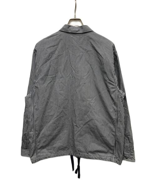 Carhartt WIP（カーハート ワークインプログレス）CARHARTT WIP (カーハート ワークインプログレス) NOTUS COACH JACKET ブルー×ホワイト サイズ:Mの古着・服飾アイテム