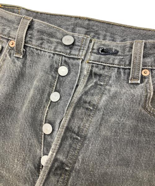 LEVI'S（リーバイス）LEVI'S (リーバイス) 501ブラックデニムパンツ ブラック サイズ:W32L32の古着・服飾アイテム