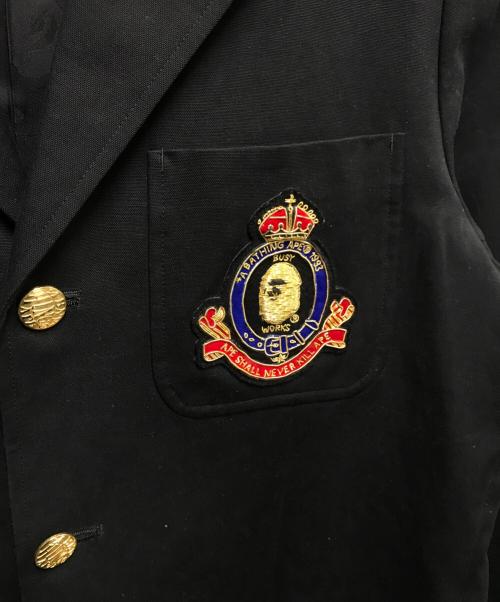 A BATHING APE（ア ベイシング エイプ）A BATHING APE (ア ベイシング エイプ) 胸ワッペン金ボタンブレザー ネイビー サイズ:XLの古着・服飾アイテム