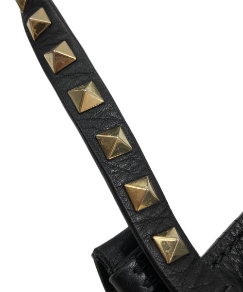 VALENTINO GARAVANI（ヴァレンティノ・ガラヴァーニ）VALENTINO GARAVANI (ヴァレンティノ・ガラヴァーニ) ロックスタッズ2WAYバッグ ブラックの古着・服飾アイテム