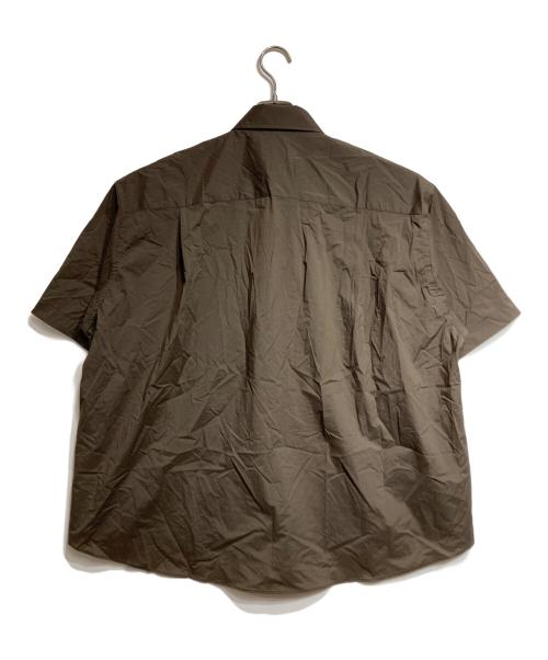 CLESSTE（クレスト）CLESSTE (クレスト) クリスピーナイロンTシャツ/CRISPYCRISPY NYLON CITY UNIFORM S/S SHIRT ブラウン サイズ:1の古着・服飾アイテム