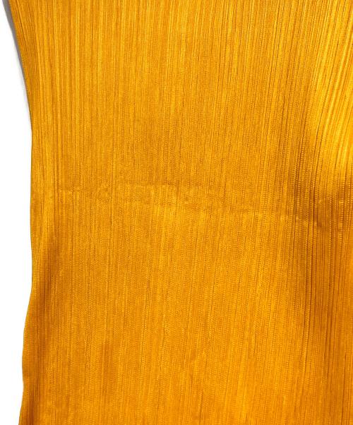 PLEATS PLEASE（プリーツプリーズ）PLEATS PLEASE (プリーツプリーズ) ボトルネックノースリーブプリーツカットソー/Sleeveless pleated mock neck top オレンジ サイズ:Fの古着・服飾アイテム