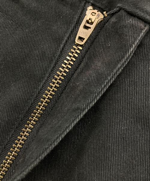 Hysteric Glamour（ヒステリックグラマー）Hysteric Glamour (ヒステリックグラマー) TIMES刺繍 ツータックチノショーツ ブラック サイズ:	SIZE Mの古着・服飾アイテム