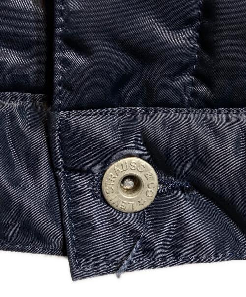 COMME des GARCONS JUNYA WATANABE MAN（コム デ ギャルソン ジュンヤ ワタナベ マン）COMME des GARCONS JUNYA WATANABE MAN (コム デ ギャルソン ジュンヤ ワタナベ マン) LEVI'S (リーバイス) 裏ネルパフベスト ネイビー サイズ:Ｍの古着・服飾アイテム