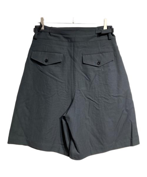 IRENISA（イレニサ）IRENISA (イレニサ) TWO TUCKS WIDE SHORTS/2タックワイドショーツ グレー サイズ:2の古着・服飾アイテム