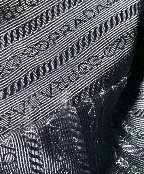 PRADA（プラダ）PRADA (プラダ) ロゴナイロンショルダーバッグ ネイビーの古着・服飾アイテム