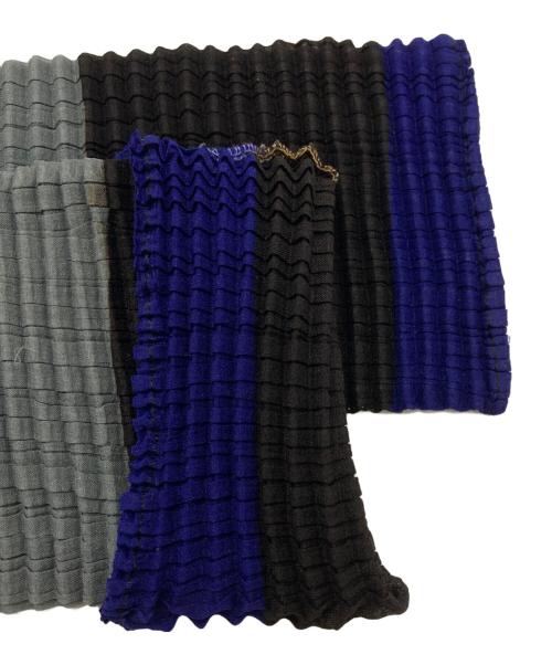 ISSEY MIYAKE PLEATS (T.)（イッセイミヤケ プリーツ）ISSEY MIYAKE PLEATS (T.) (イッセイミヤケ プリーツ) ハイネックプリーツカットソー ブラウン×ブラック サイズ:Mの古着・服飾アイテム