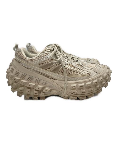 BALENCIAGA（バレンシアガ）BALENCIAGA (バレンシアガ) DEFENDER/BOUNCER SNEAKER/ディフェンダー バウンサースニーカー ベージュ サイズ:41の古着・服飾アイテム