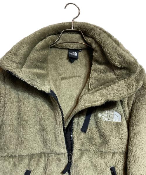 THE NORTH FACE（ザ ノース フェイス）THE NORTH FACE (ザ ノース フェイス) Short Versa Loft Jacket/ショートバーサロフトジャケット ベージュ(マッシュルーム) サイズ:Lの古着・服飾アイテム
