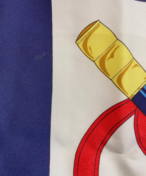 HERMES（エルメス）HERMES (エルメス) シルクスカーフ/Eperon d'Or/黄金の拍車 ネイビー×ベージュの古着・服飾アイテム