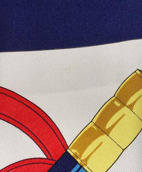 HERMES（エルメス）HERMES (エルメス) シルクスカーフ/Eperon d'Or/黄金の拍車 ネイビー×ベージュの古着・服飾アイテム