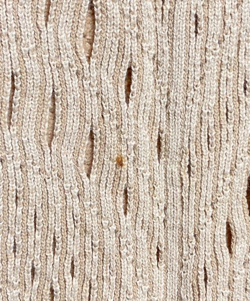 A-POC ABLE ISSEY MIYAKE（エイポック エイブル イッセイ ミヤケ）A-POC ABLE ISSEY MIYAKE (エイポック エイブル イッセイ ミヤケ) カットアウトノースリーブニット ベージュ サイズ:2の古着・服飾アイテム