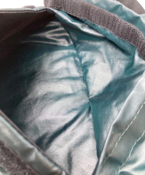 YOKE（ヨーク）YOKE (ヨーク) Half Helmet Bag グリーンの古着・服飾アイテム