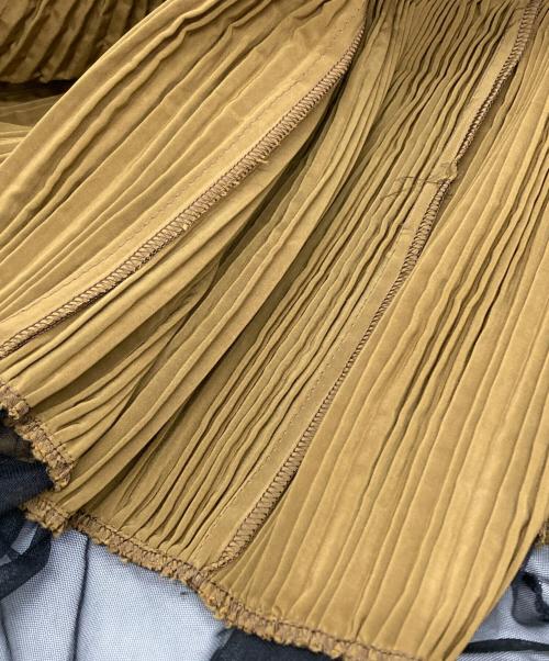 TOGA PULLA（トーガ プルラ）TOGA PULLA (トーガ プルラ) Polyester taffeta skirt/ポリエステルタフタスカート ブラウン×グリーン サイズ:36の古着・服飾アイテム