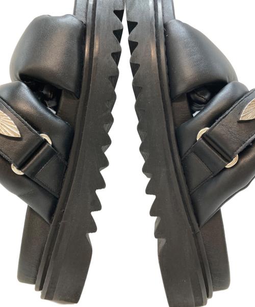 TOGA VIRILIS（トーガ ビリリース）TOGA VIRILIS (トーガ ビリリース) パデットベルクロサンダル ブラック サイズ:不明の古着・服飾アイテム