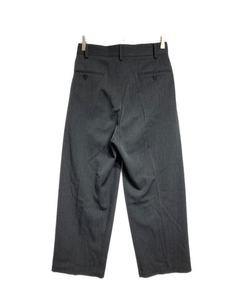 YLEVE（イレーヴ）YLEVE (イレーヴ) WOOL TRICHOTINE TR/ウールトリコチントラウザーパンツ グレー サイズ:1の古着・服飾アイテム