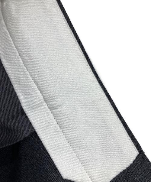 YLEVE（イレーヴ）YLEVE (イレーヴ) WOOL TRICHOTINE TR/ウールトリコチントラウザーパンツ グレー サイズ:1の古着・服飾アイテム