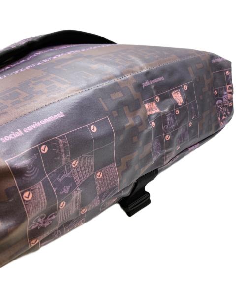 C.E（シーイー）C.E (シーイー) DESIGN MESSENGER BAG/デザインメッセンジャーバッグ パープルの古着・服飾アイテム