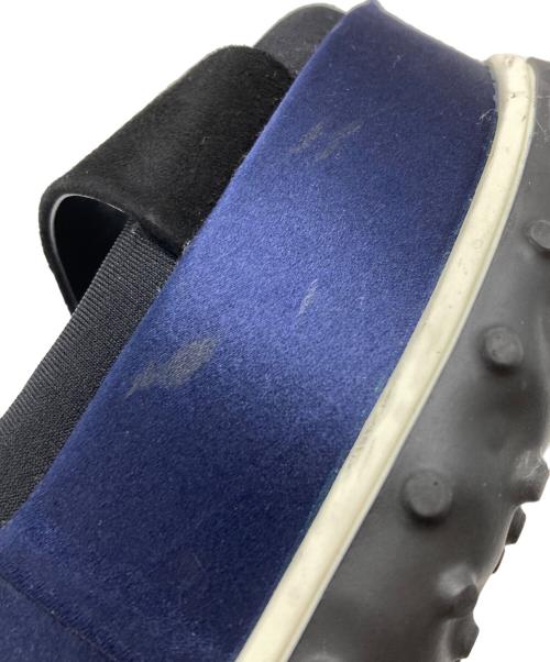 MIU MIU（ミュウミュウ）MIU MIU (ミュウミュウ) プラットフォームサンダル/platform sandals ブラック×ネイビー サイズ:37.5の古着・服飾アイテム